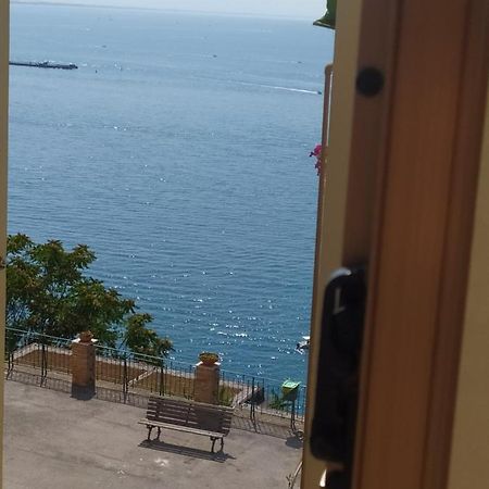 Апартаменти La Finestra Sul Mare В'єтрі Екстер'єр фото
